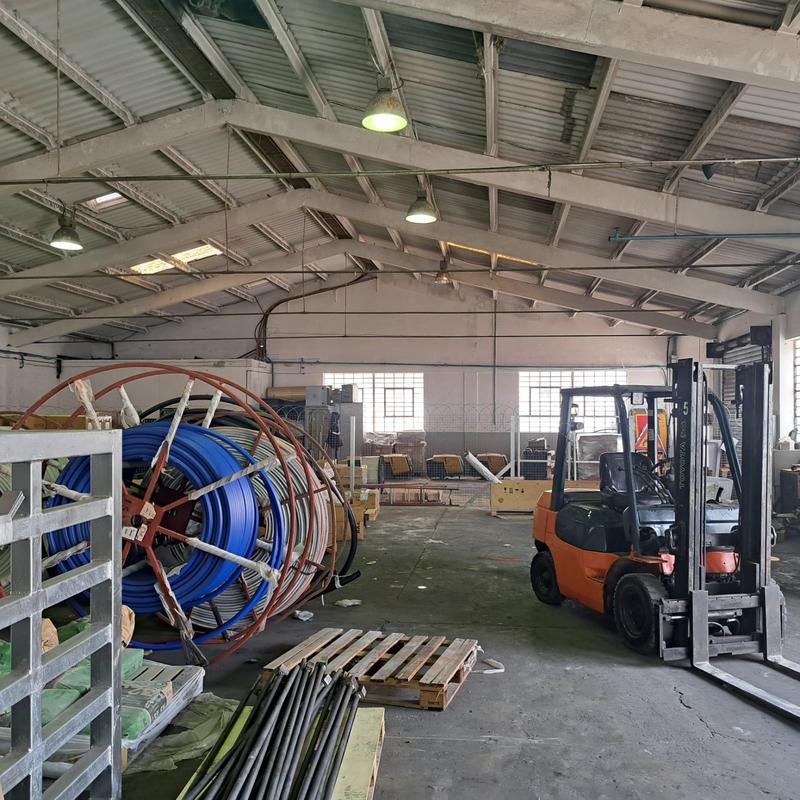 To Let commercial Property for Rent in Neave Industrial Eastern Cape